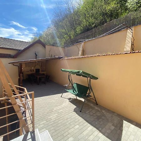 Willa Casa Basu Băile Herculane Zewnętrze zdjęcie
