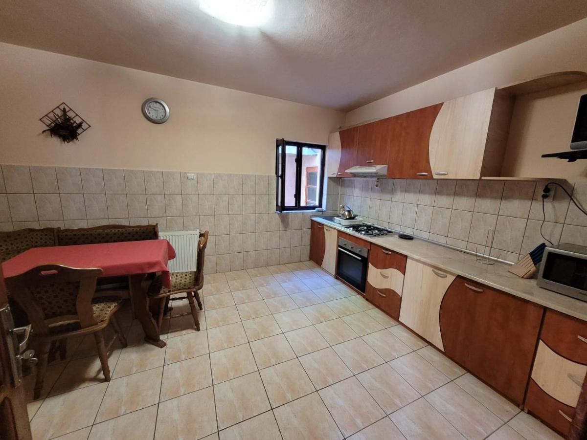 Willa Casa Basu Băile Herculane Zewnętrze zdjęcie