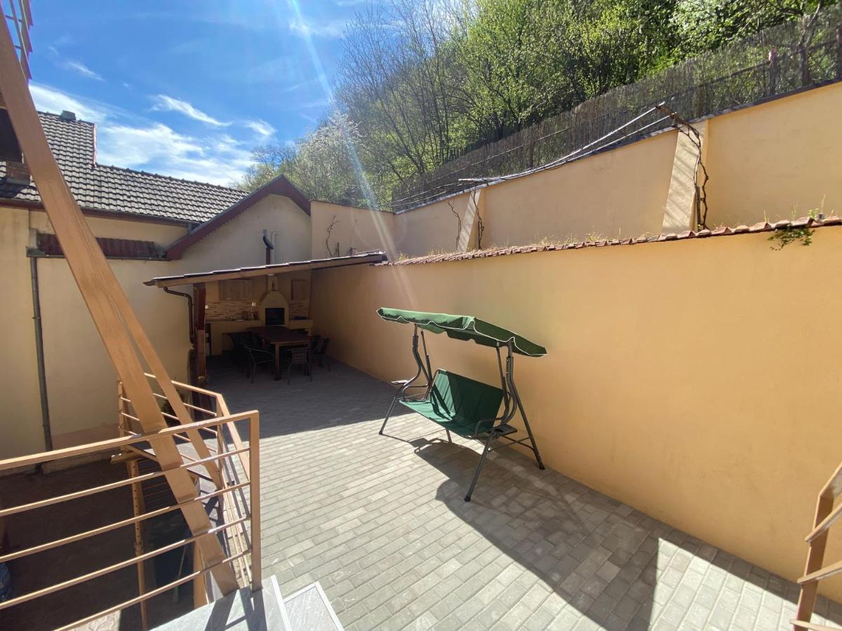 Willa Casa Basu Băile Herculane Zewnętrze zdjęcie
